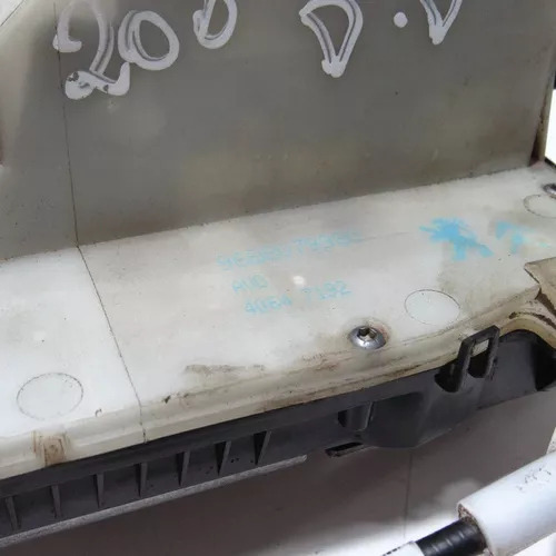 Fechadura Da Porta Dianteira Direita Peugeot 208 2013 A 2019