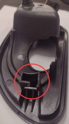 Moldura Botão Maçaneta Int Lado Direito Mondeo 94/00 Detalhe