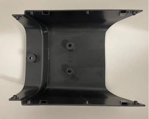 Moldura Inferior Volante Fh 460 2022 - 82219174