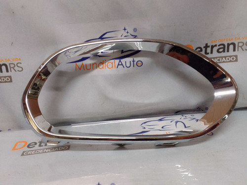 Moldura Cromada Lado Direito Farol Milha Toro   11832
