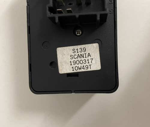 Comando Botão Luzes Alerta Scania 0431601 / 1900317 / 09w49t