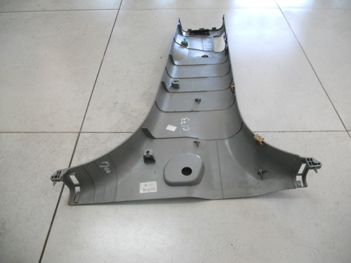Acabamento Inferior Coluna Esquerda Hyundai Santa Fé 11 A 14