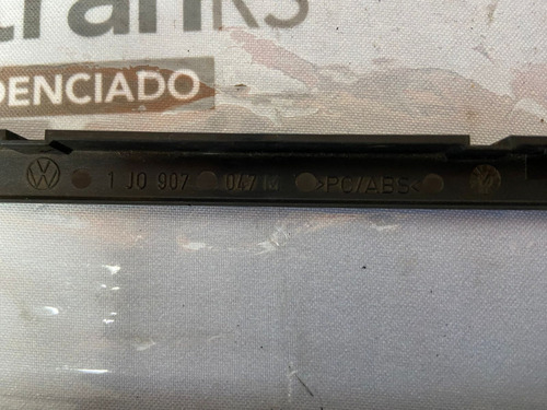 Moldura Rádio Painel Vw Golf 18224 C08
