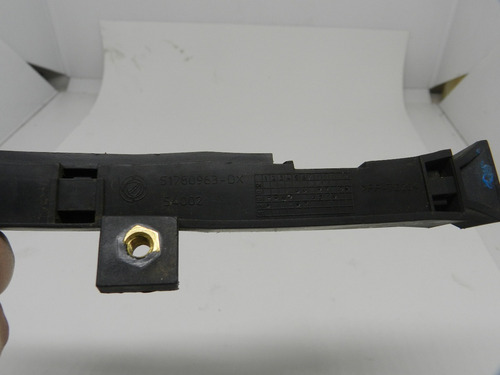 Guia Canaleta Vidro Dianteiro Direito Fiat Doblo 51780963