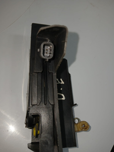 Fechadura Porta Dianteira Esquerda Sandero Logan 2014 A 2019