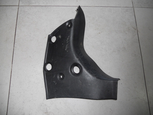 Moldura Lateral Traseira Direita Ford Focus Sedan 98abf13024