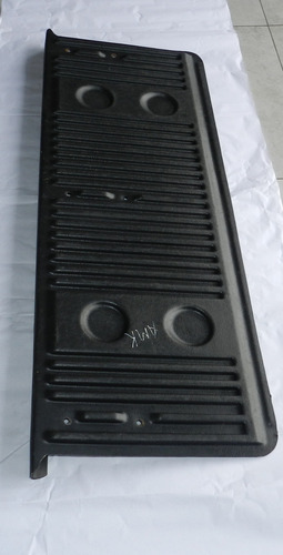 Protetor Tampa Traseira Vw Amarok 2010 A 2020