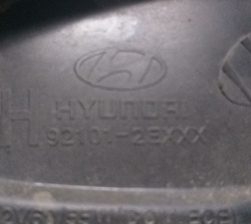 Farol Esq. Hyundai Tucson 2.0 26v 2007 A 2016 921012exxx