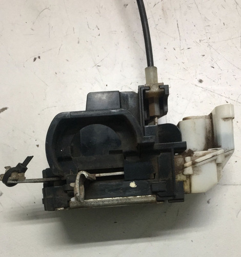 Fechadura Manual Interna Dianteira Lado Direito Fiat Palio