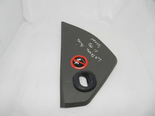Moldura Tampa Lateral Direito Painel Hyundai Tucson 05/15 