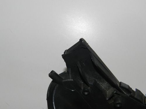 Farol Esquerdo Máscara Negra Ford Ka 18/21 Com Detalhe