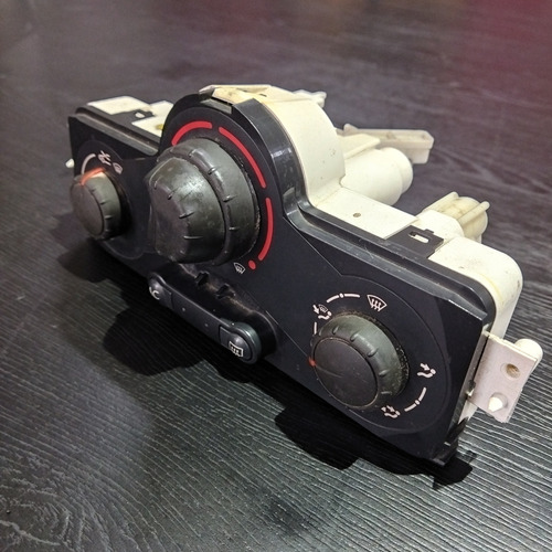 Comando Ar Condicionado Renault Megane 2008 2009 A 2013
