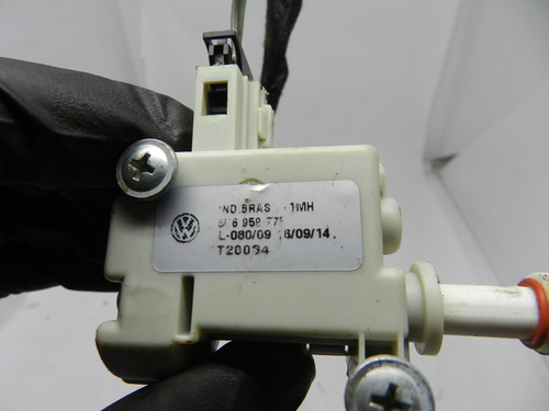 Motor Trava Elétrica Porta-malas Vw Gol G5 G6 G7 5u6959775