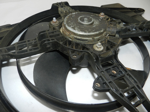 Defletor Ventoinha Motor Doblô 1.3 1.6 1.8 16v 00/09 Com Ar