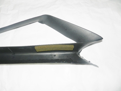 Moldura Esquerda Para-brisa Citroen Xsara Picasso 02/08