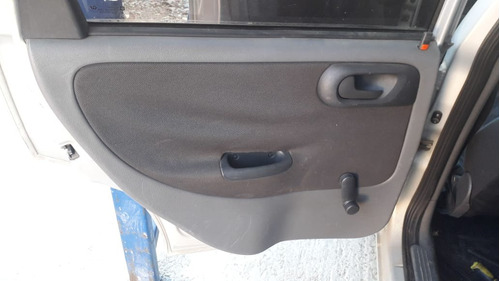 Gm Corsa Sedan 1.4 79cvs Flex 2006 Vendido Em Peças Rs Cai