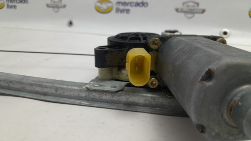 Máquina Vidro Elétrica Traseira Direita Zafira 2001 A 2012