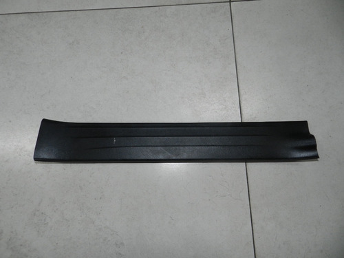 Soleira Interna Porta Dianteira Esquerda Hilux Sw4 16/21
