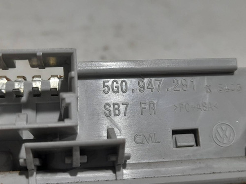 Luz Cortesia Interna Vw Golf 1.4 2014