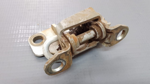 Dobradiça Da Porta Dianteira Direita Uno 85-13   23739