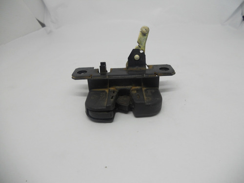 Fechadura Tampa Traseira Vw Golf Sapão 1999 A 2007
