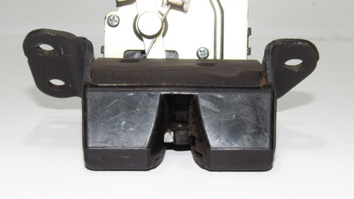 Fechadura Tampa Traseira Hyundai I30 Ano 2009 2010 2011 2012