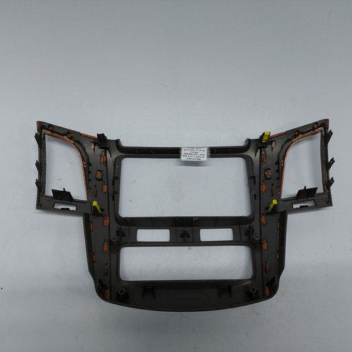 Moldura Central Do Painel Hilux 2011 2012 C/ Detalhes