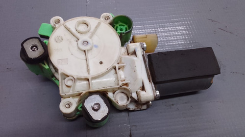 Máquina De Vidro Traseira Esquerda Fox 2008 A 2015. 23317