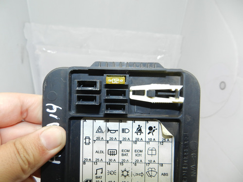 Tampa Caixa Fusível Gm S10 Blazer 95/00 15969860