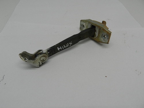 Limitador Porta Traseira Esquerda Toyota Hilux 2005 A 2015