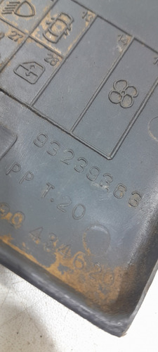 Tampa Caixa De Fusivel Gm Corsa Sedan 95/99 93239363 (vj)