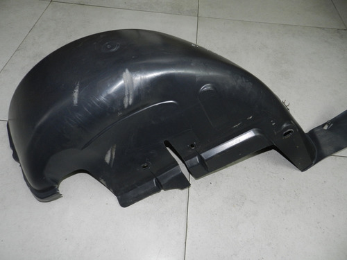 Para-barro Traseiro Direito Renault Megane Gt 06/13 Detalhe