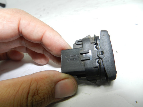 Botão Vidro Elétrico Traseiro Direito Ford Focus 2005 A 2013