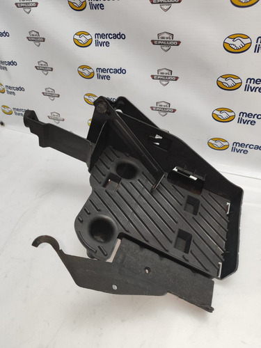 Suporte Base Caixa Bateria Renault Scenic 01/10 8200036494