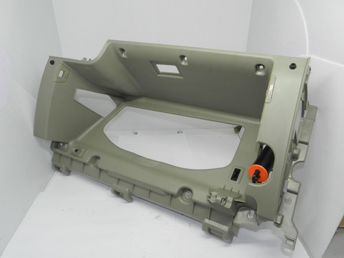 Acabamento Porta-luvas Kia Sorento 16/17 84541-c5000
