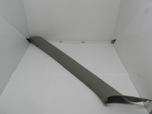 Acabamento Coluna Cinto Le Renault Sandero 2009 8200529802