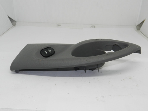 Moldura Vidro Elétrico Traseiro Esquerdo Ford Focus 01 A 08