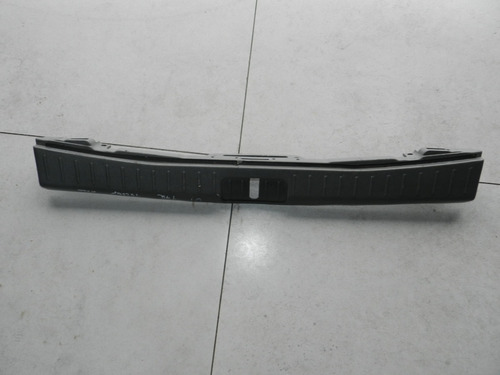 Acabamento Soleira Interna Porta Malas Hyundai Tucson 08/15