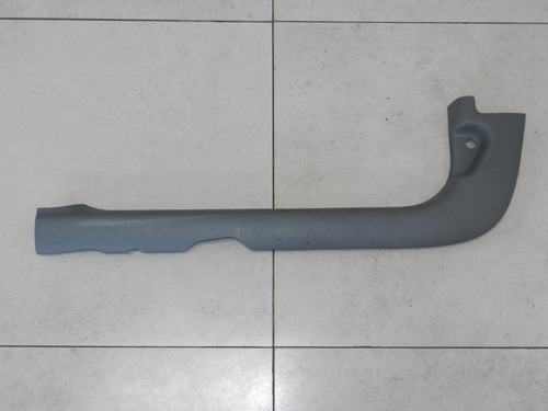 Acabamento Soleira Dianteira Esquerda Renault Clio 01 A 2003