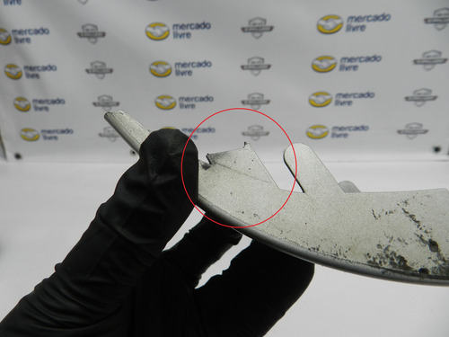 Moldura Inferior Lanterna Direita Gol G4 06/14 Com Detalhe
