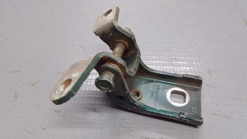 Dobradiça Porta Traseira Esquerda Mondeo 94... 23661