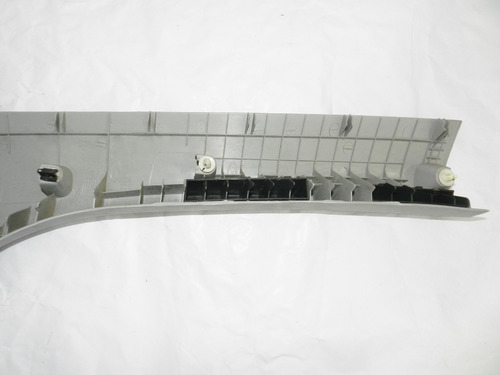 Moldura Lado Esquerdo Coluna Para-brisa Hyundai Tucson 06/16