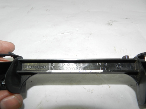 Guia Para-choque Dianteiro Lado Direito Toyota Etios 11/21