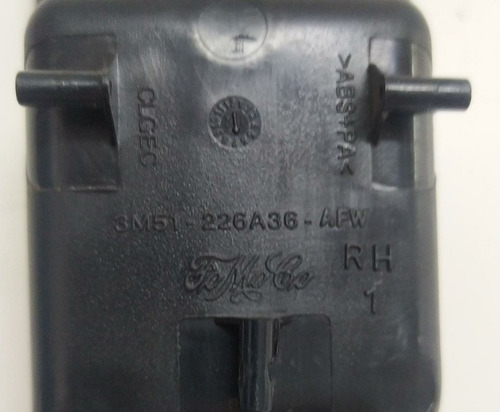 Comando Vidro Traseiro Direito Ford Focus 2001 3m51226a36afw