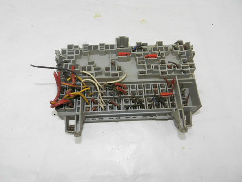Caixa De Fusível Gm Corsa 1.6 8v 1994 A 2006