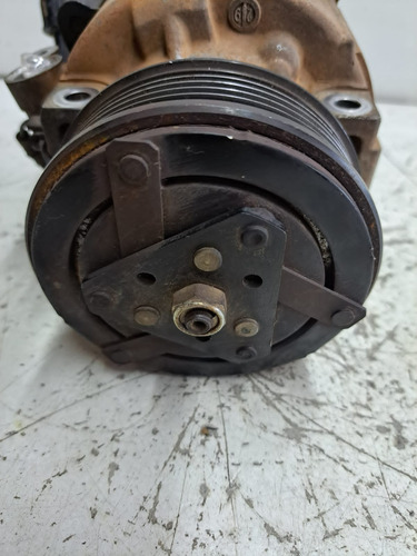 Compressor Ar Condicionado Mitsubishi Outlander 2.0 16v 2015