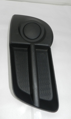Moldura Grade Farol Milha Lado Esquerdo Gm Montana 16/22