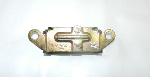 Batente Fechadura Porta-malas Gm Celta 2001 A 2012 93260902
