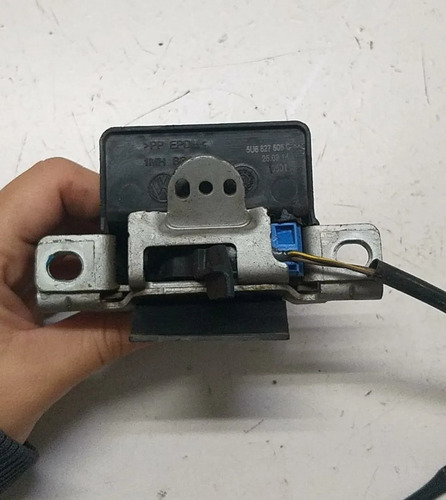 Fechadura Tampa Traseira Vw Gol G5 G6 G7 5u6827505c