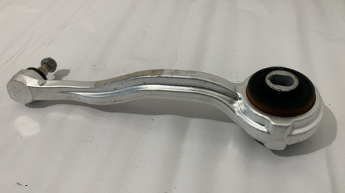 Braço Superior Supensão Dianteira Direita C180k 00/06 Usado